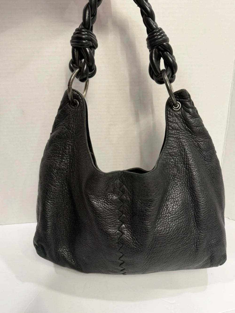 BOTTEGA VENETA Black Leather Hobo Bag with Braided Handle with matching wallet - Picture 4 of 10